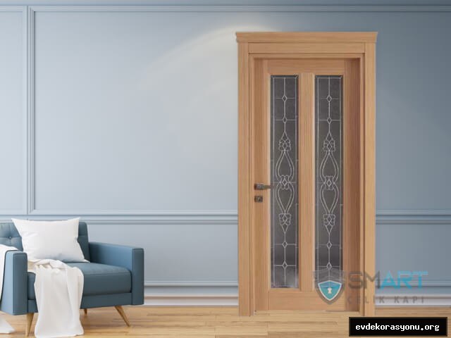 Farklı renk ve desenlerde ahşap iç kapı modelleri, modern ve klasik stil seçenekleri