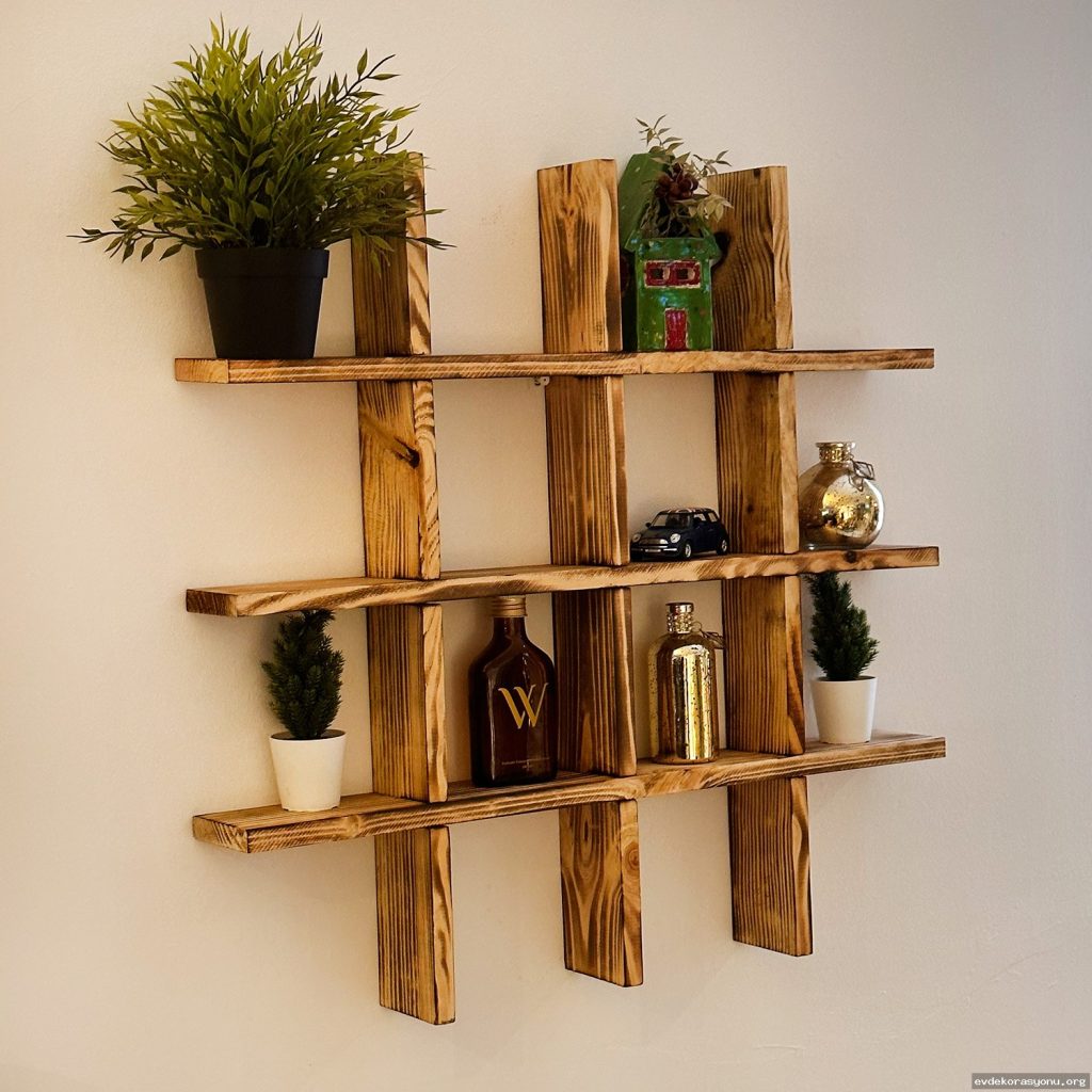 Ahşap ve metal malzemeden yapılmış modern duvar rafı modelleri, minimalist bir oturma odasında sergileniyor